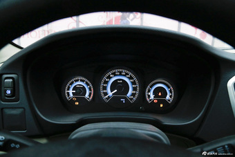 2015款V3菱悦1.5L手动幸福版