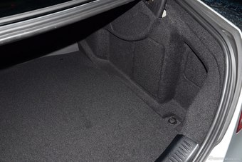 同级新标杆推双造型.实拍奔驰新款E级