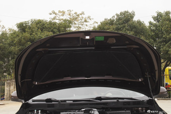 2016款纳5 1.8T自动智慧型