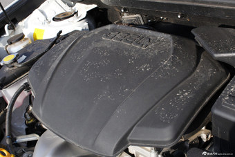 2015款吉利GX7 2.0L运动版自动尊贵型