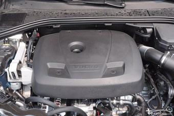 2016款沃尔沃S60L 2.0T T4智进版