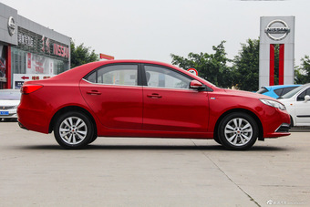 2015款荣威360 1.5L自动豪华版