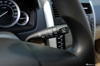 2014款北汽E150EV电动科技版