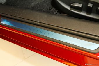 2014款英菲尼迪Q50 2.0T自动舒适