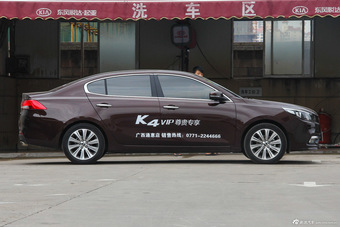 2015款起亚K4 1.8L自动DLX Special