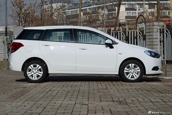 2016款雪佛兰乐风RV 1.5L自动智行版