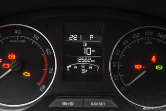 2016款昕动1.6L自动智行版