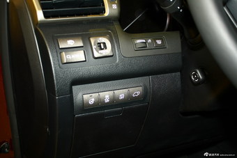 2013款雷克萨斯LX570