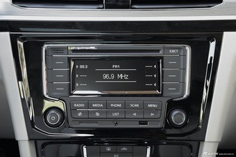 2016款宝来1.4T自动舒适型230TSI