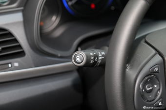 2016款凌派1.8L自动旗舰版