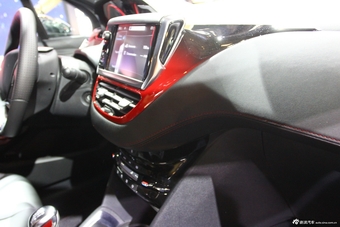 2013款标致208 GTI