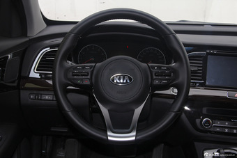 2015款起亚K4 1.8L自动DLX Special