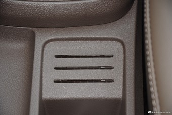 2014款宝来1.4T DSG自动舒适型