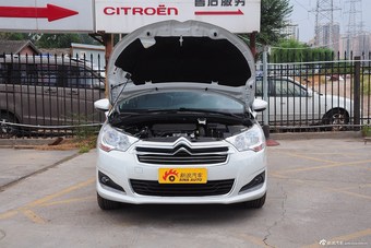 2015款雪铁龙C4L 1.2T自动尊贵版图片