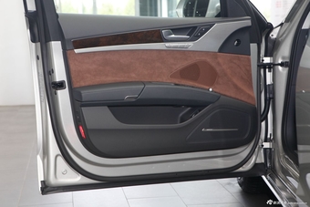 2014款奥迪A8L 45 TFSI Quattro豪华型