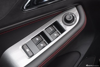 2015款宝骏560 1.8L