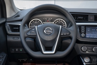 2016款蓝鸟1.6L自动智炫版