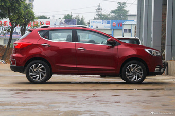 2015款瑞风S2 1.5L手动豪华型