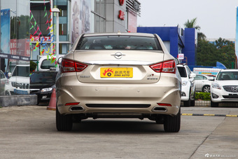 2015款海马福美来1.5T自动悦尚型