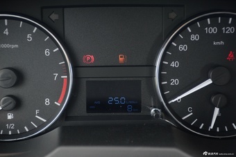 2016款瑞风M3 1.6L手动豪华智能型宜家版