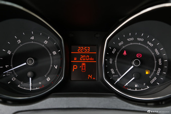 2015款艾瑞泽7 1.6L自动致领版