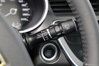 2016款帝豪GS 1.3T自动臻尚型运动版