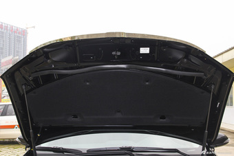 2015款凯美瑞骏瑞2.0L自动凌动版