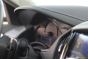 2014款凯迪拉克ATS 28T自动领先型