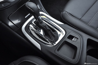 2015款君威1.6T自动精英技术型