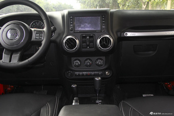 2015款牧马人3.6L四门版Rubicon