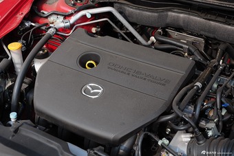 2015款马自达睿翼2.0L自动精英版