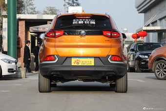 2015款锐腾 1.5T自动四驱豪华版