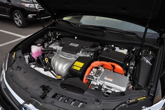 2015款凯美瑞2.5HG豪华导航版