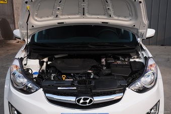 2015款朗动1.6L自动时尚型