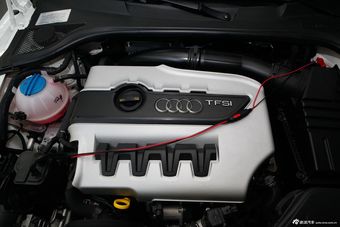 2013款奥迪TTS Coupe 2.0TFSI quattro