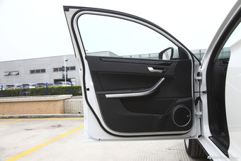 2016款观致3都市SUV 1.6T自动致臻型