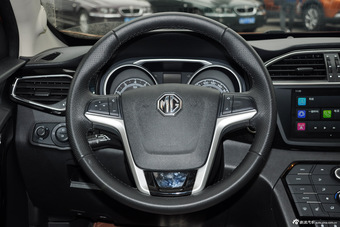 2015款锐腾 1.5T自动四驱豪华版