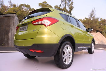 2014款海马S5 1.6L