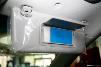 2014款路帝 2.0T柴油两驱豪华导航版