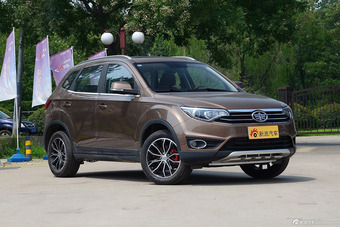 2016款森雅R7 1.6L手动尊贵型