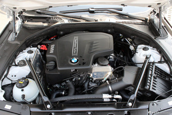 2012款宝马5系四门轿车长轴距版实拍