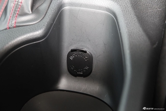 2013款斯巴鲁BRZ 2.0L自动版