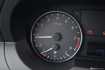 2016款瑞风M3 1.6L手动豪华型宜家版