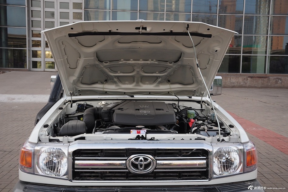 2014款LC76