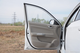 2015款悦翔V3 1.4L手动美满型