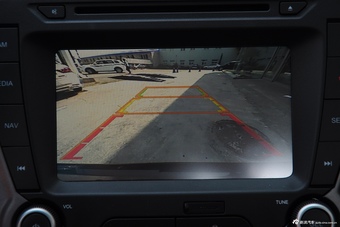 2015款海马福美来1.6L手动智尚型