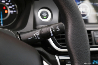 2015款V5菱致plus 1.5L自动智尊型