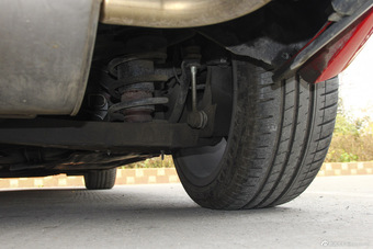 2015款沃尔沃S60 2.0T自动 T5个性运动版