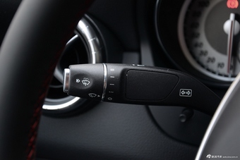 2016款奔驰CLA级 CLA220 2.0T自动4MATIC