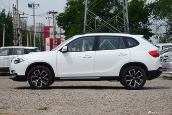 2016款中华V5 1.5T自动两驱运动型